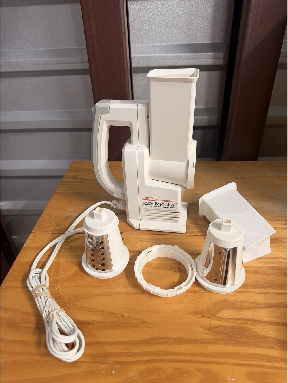Presto Salad Shooter Electric Slicer Shredder 02910 White Complete Tested Works*